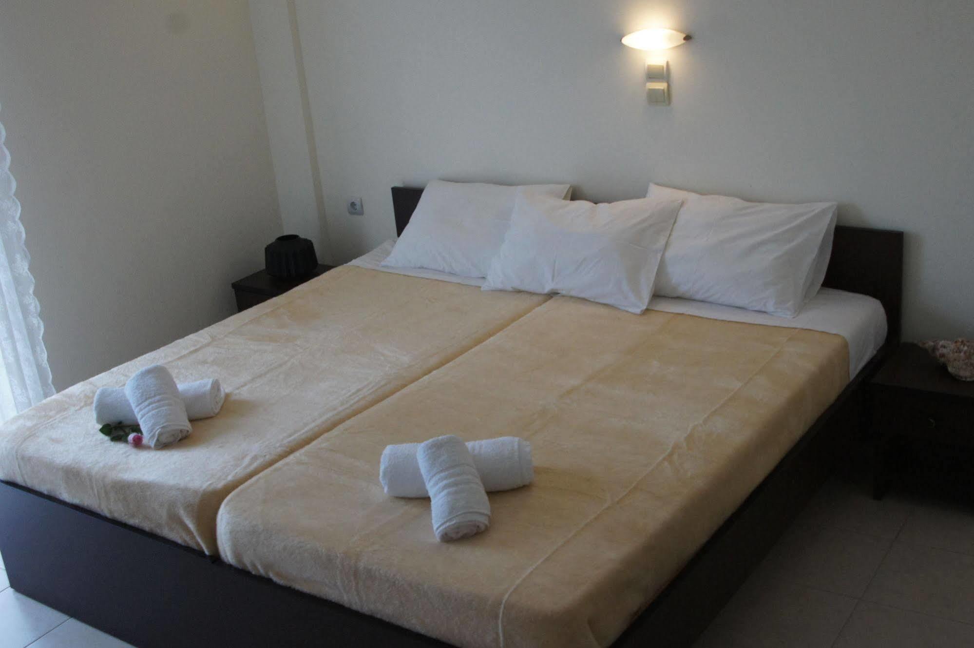 Porto Marathos Hotel Marathopoli Luaran gambar